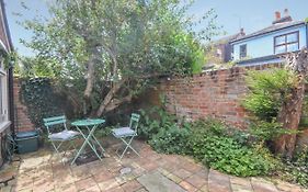 Unique period one bedroom house in Colchester